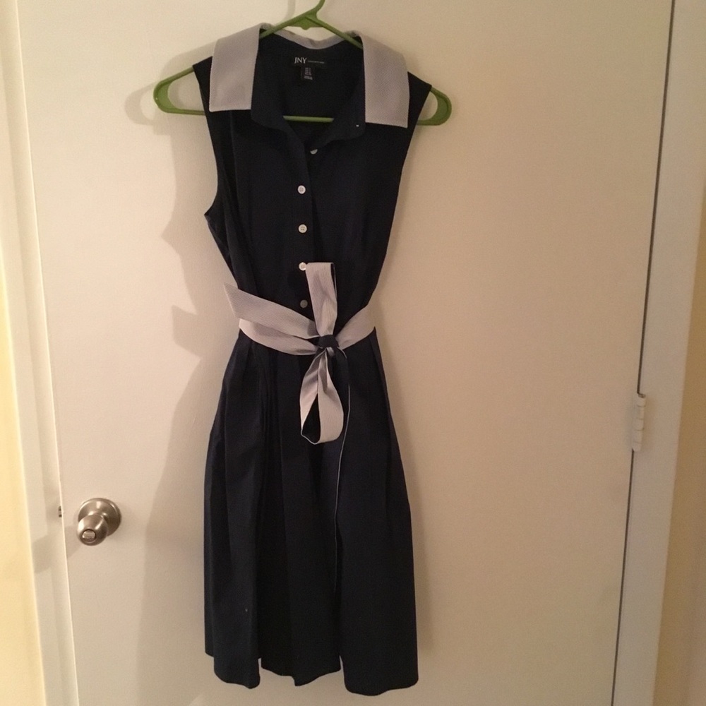 EUC Jones New York collared button down dress